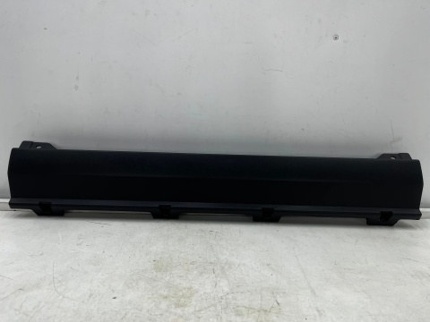 Nakładka progu Iveco Daily 4 IV 14r.- DOKA dubel kabina prawa lewa tylna listwa progowa zewnętrzna próg stopień 5801548746