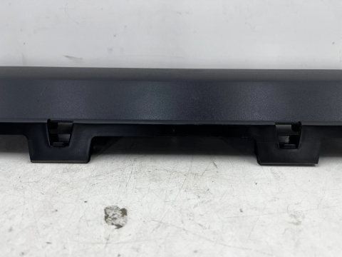 Nakładka progu Iveco Daily 4 IV 14r.- DOKA dubel kabina prawa lewa tylna listwa progowa zewnętrzna próg stopień 5801548746