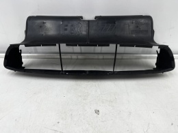 Osłona chłodnicy BMW M3 F80 M4 F82 F83 14-21r. DOLNA kierownica powietrza pasa przedniego wlot intercoolera atrapy 8055843