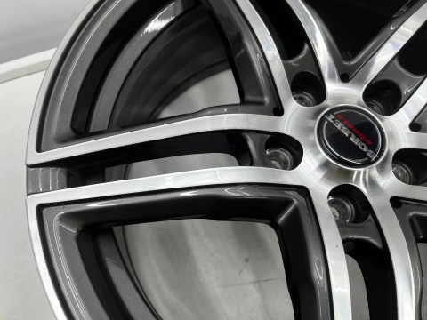 Felga aluminiowa Volkswagen Audi Seat Skoda Mercedes felga Borbet r18 cali 8jx18 ET40 5x112 CB72 pojedyncza XRT-8018