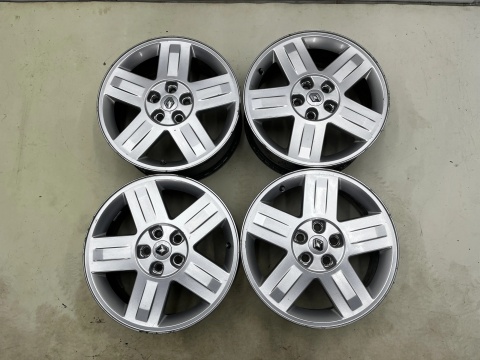 Felgi aluminiowe Renault Laguna 2 II Espace 4 IV 7jx17 ET50 5x108 felgi r17 cali z czujnikami KOMPLET 8200103222