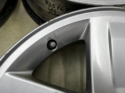 Felgi aluminiowe Renault Laguna 2 II Espace 4 IV 7jx17 ET50 5x108 felgi r17 cali z czujnikami KOMPLET 8200103222