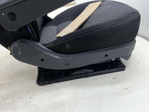 Fotele Citroen Jumper Ducato Boxer LIFT 14r.- Movano C 22r.- lewy przedni fotel kierowcy EUROPA lewy