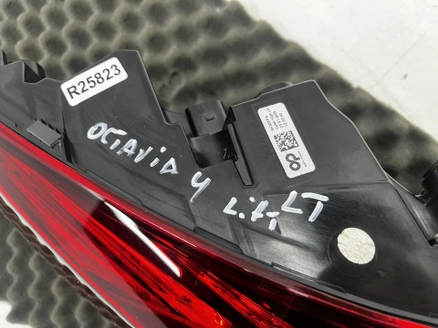 Lampa Skoda Octavia 4 IV sedan kombi 24r.- LIFT lewa tylna full LED Crystal Lighting w błotnik oryginalna Europa 5e3945207b