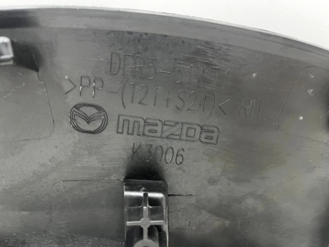 Listwa Mazda CX-30 CX30 2019r.- prawa przednia nakładka zderzaka błotnika prawy przód dfr5-51w71