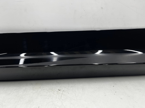 Listwa Porsche Cayenne 3 III 9y S GTS 17r.- lewa tylna nakładka dolna drzwi połysk lewy tył 9y0839095