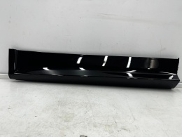 Listwa Porsche Cayenne 3 III 9y S GTS 17r.- prawa tylna nakładka dolna drzwi połysk prawy tył 9y0839096