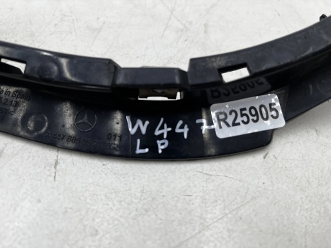 Ślizg Mercedes Vito w447 2014r.- LEWE przednie mocowanie zderzaka wspornik uchwyt lewy przód a4478850521