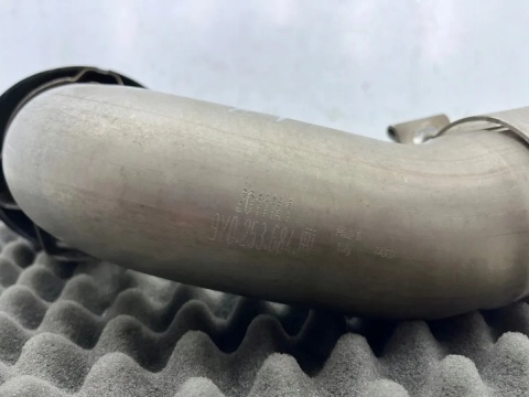 Wydech Porsche Cayenne III 9y 17r.- PRAWA tylna końcówka tłumika nasadka oryginalna prawy tył 9y0253824br 9y0253684ak