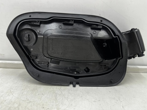 Klapka wlewu paliwa Peugeot III 308 T10 21r.- 9837661480
