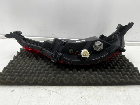 Lampa Kia Niro 2 II 22r.- lewa tylna lampa cofania kierunku przeciwmgielna w zderzak tylny oryginalna lewy tył 92405-at010