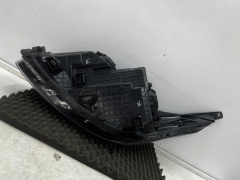 Lampa reflektor Kia Ceed II 2 Proceed 2 II 12-18r. prawa przednia soczewka