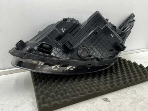 Lampa reflektor Kia Ceed II 2 Proceed 2 II 12-18r. prawa przednia soczewka