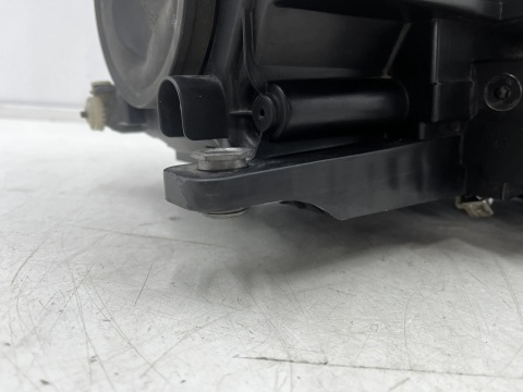 Lampa reflektor VW Tiguan 1 I 5n LIFT 10-16r. lewa przednia XENON EU skrętna doświetlanie zakrętów + Led oryginalna