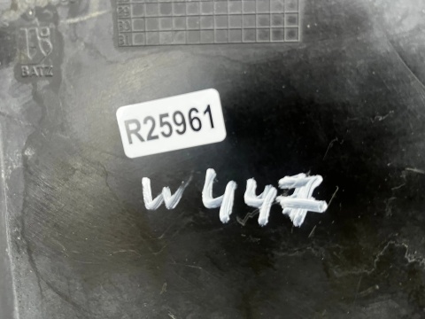 Osłona podwozia Mercedes Vito w447 2014r.- dolna płyta oryginalna a4476802407