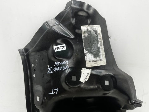 Poszycie Skoda Octavia 4 IV kombi 19r.- lewy tylny okular lampy błotnika mocowanie NOWA ORYGINALNA 5e7813319