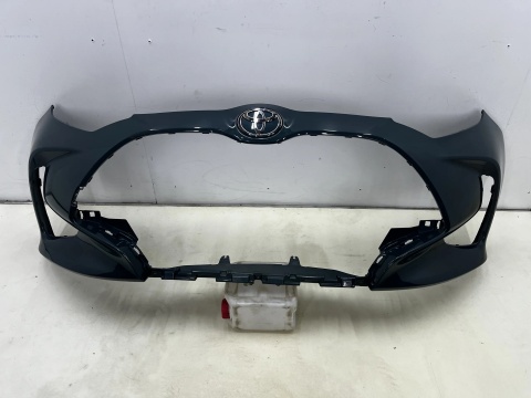 Zderzak przedni Toyota Yaris XP210 4 IV 20r.- przód 52119-0DA00