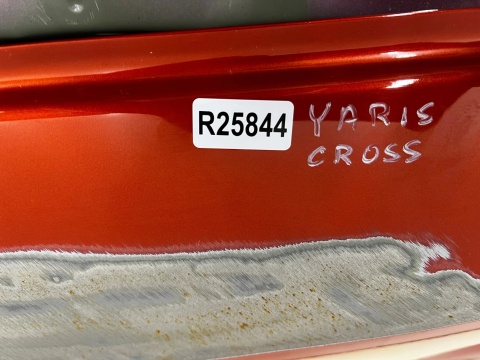 Drzwi Toyota Yaris Cross XP210 20r.- lewe tylne lewy tył