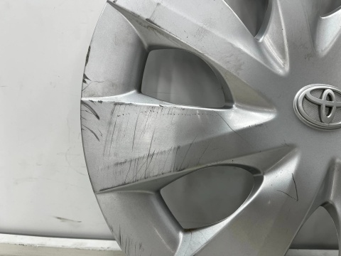 Kołpak Toyota 15 cali r15 kołpak jedna sztuka oryginalny 42602-52450