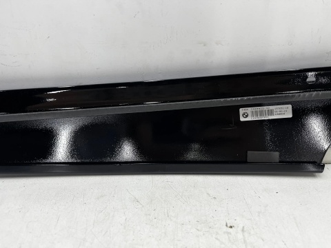 Listwa BMW X3 G01 BMW iX3 G08 17-24r. NOWA lewa przednia osłona słupka A drzwi przednich nakładka 7410021