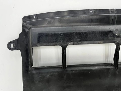 Osłona pod silnik BMW M3 F80 M4 F82 F83 14-21r. płyta dolna podwozia pod silnik 8054269