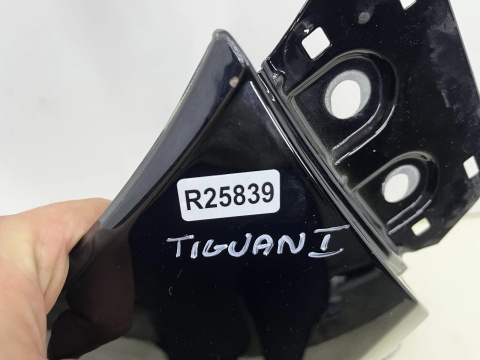 Błotnik VW Tiguan 1 I 07-16r. prawy przedni prawy przód