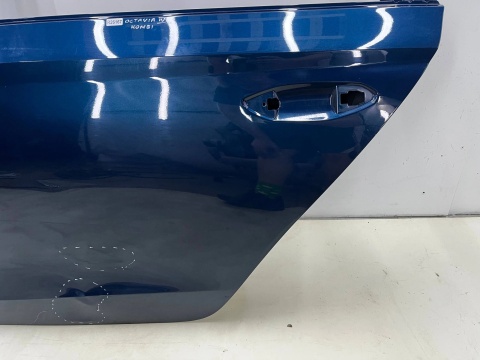 Drzwi Skoda Octavia 4 IV Kombi 19r.- lewe tylne lewy tył 5E7833311