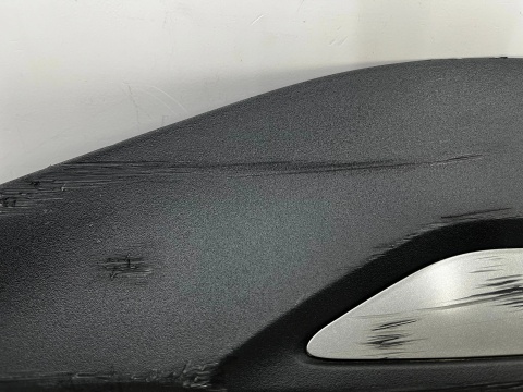 Listwa Toyota Yaris Cross 20r.- prawa tylna nakładka dolna drzwi prawy tył 75077-0d020