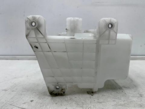 Zbiorniczek spryskiwaczy VW Passat B8 Golf 6 VI 7 VII + Sportsvan 12-23r. zbiornik bez pompki 3q0955448c