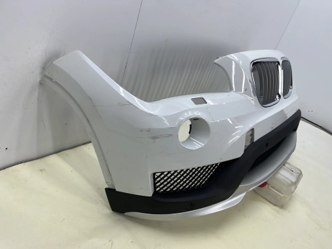 Zderzak przedni BMW X1 E84 12-15 Lift przód 4XPDC spryski 7303750