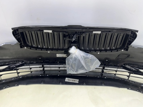 Zderzak przedni BMW 5 G30 G31 17-20r. Przedlift przód 6XPDC spryski 7385336