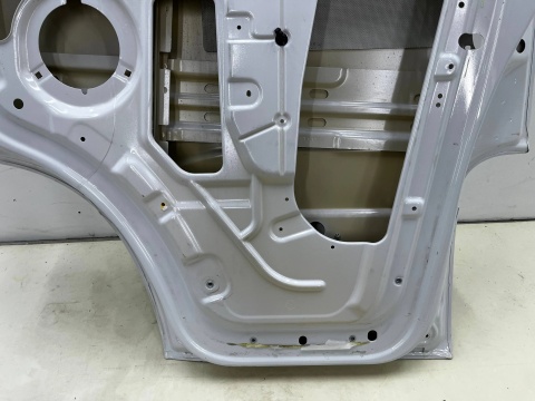 Drzwi Iveco Daily 4 IV 14r.- prawe przednie prawy przód