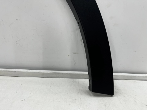 Listwa BMW X5 E70 06-13r. prawy przedni rant nadkola błotnika nakładka prawy przód 7158428