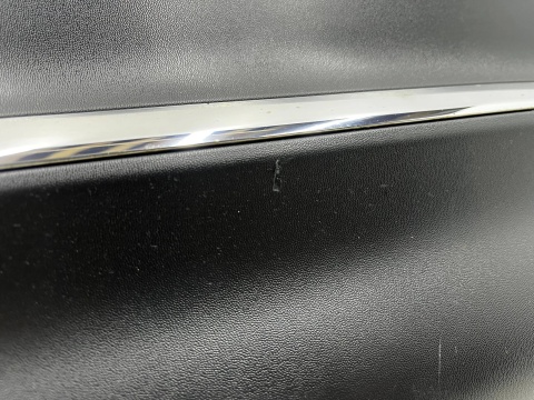 Listwa Mercedes GLB x247 19r.- prawa przednia dolna nakładka drzwi bocznych CHROM strukturalna prawy przód a2477274900