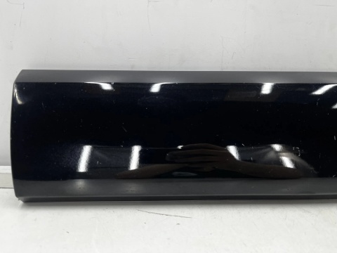 Listwa Volvo XC90 II 14r.- lewa tylna dolna nakładka drzwi bocznych lewy tył 31448429 31448421