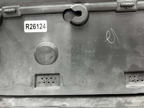 Listwa Volvo XC90 II 14r.- lewa tylna dolna nakładka drzwi bocznych lewy tył 31448429 31448421