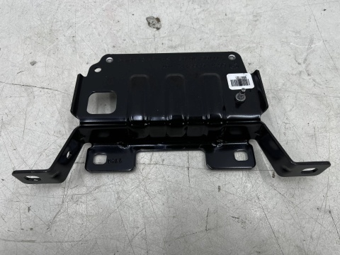 Mocowanie radaru BMW X3 G01 G08 F97 X4 G02 F98 17-25r. przedni kosz uchwyt stelaż ramka Asystenta 66316869772