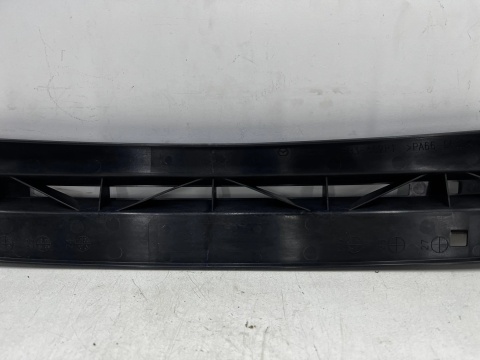 Ślizg Mazda CX-60 CX60 22r.- tylne środkowe mocowanie zderzaka wspornik wzmocnienie tył kbb3-50-2p1a