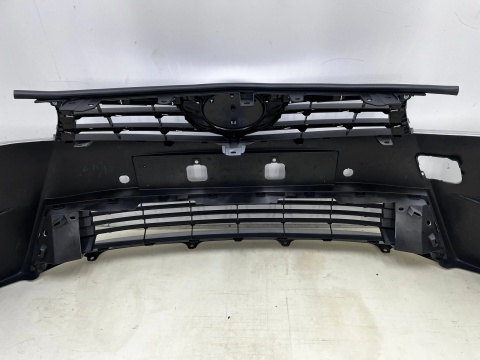 Zderzak przedni Toyota Corolla E16 E17 11 XI 13-16r przód sedan 52119-0Z929 Przedlift