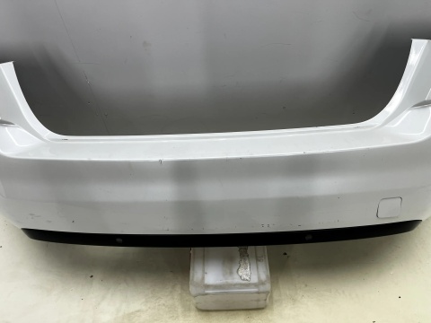 Zderzak tylny Peugeot 308 T9 2 II 13-21r tył HB Hatchback 4XPDC 9677960477