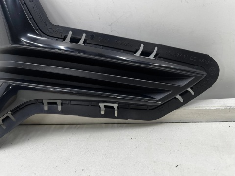Atrapa BMW G20 G21 18-22r. przedlift prawa przednia lewa atrapa halogenu nowa oryginalna 51117464276