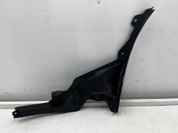 Kanał powietrza Mazda CX-30 19r.- lewa przednia kierownica zderzaka wspornik dgh9-50a42