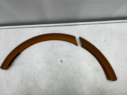 Listwa Audi Q8 4m 18r.- prawa tylna nakładka zderzaka i drzwi rant błotnika tylnego 4m8854818 4m8854820