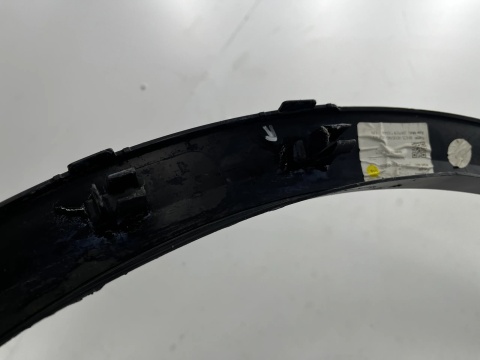 Listwa VW T-Roc 17-21r. prawy przedni rant nadkola błotnika nakładka prawy przód 2ga854732d