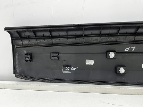 Listwa VW Tiguan I 5n0 07-16r. lewa przednia dolna nakładka drzwi bocznych lewy przód 5n0854939a
