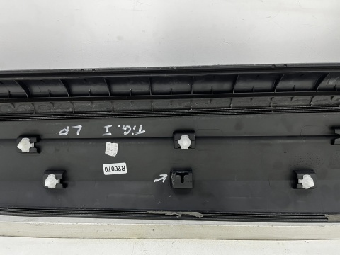 Listwa VW Tiguan I 5n0 07-16r. lewa przednia dolna nakładka drzwi bocznych lewy przód 5n0854939a