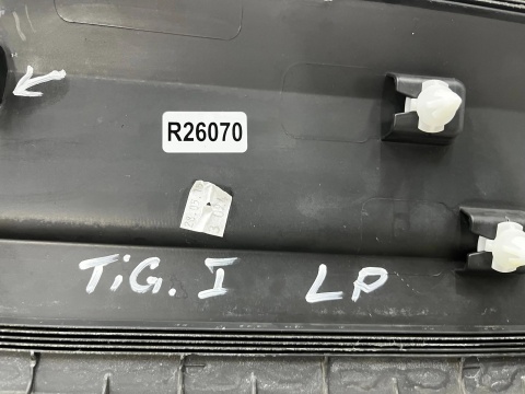 Listwa VW Tiguan I 5n0 07-16r. lewa przednia dolna nakładka drzwi bocznych lewy przód 5n0854939a