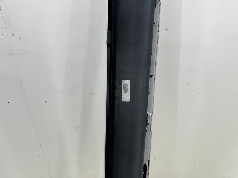 Listwa progowa BMW F46 Gran Tourer 14-22r. PRAWA nakładka progu zewnętrzna 7318852