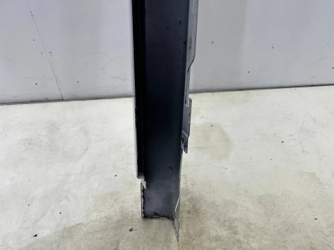 Listwa progowa BMW F46 Gran Tourer 14-22r. PRAWA nakładka progu zewnętrzna 7318852