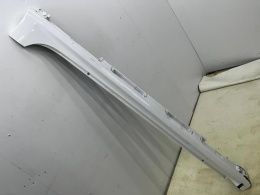 Nakładka progu Toyota Yaris 4 IV XP21 Mazda 2 Hybrid 20r.- lewa listwa próg lewy zewnętrzny 75860-k0080